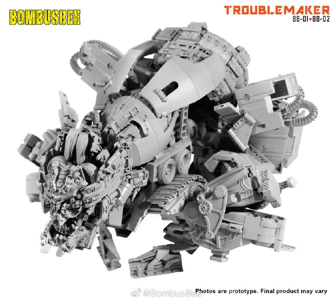 BombusBee Debuts Troublemaker Unofficial Movie Devastator Project 17 (17 of 19)